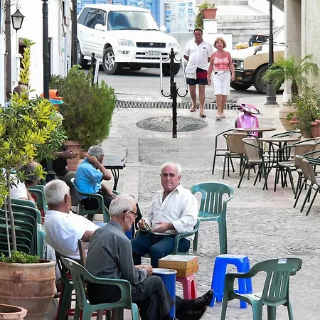 Kotzias 3*