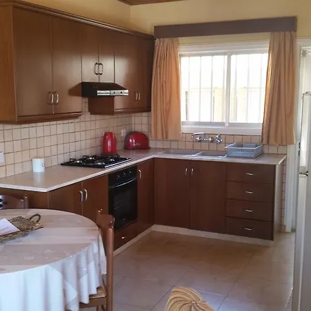 Kotzias Apartahotel 3*