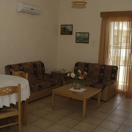 Kotzias Aparthotel 3*