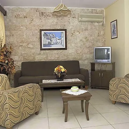 Kotzias Apart Otel 3*