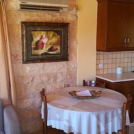 Kotzias Apart Otel Pissouri