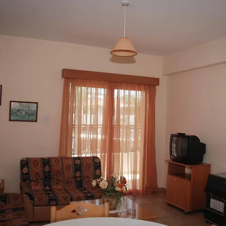Apartahotel Kotzias 3*