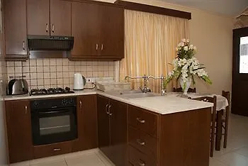 Aparthotel Kotzias 3*